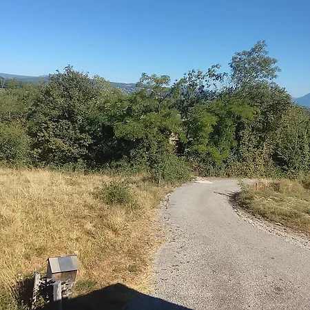 La Savoyarde Chez Les Garçons Saint-Paul-sur-Yenne
